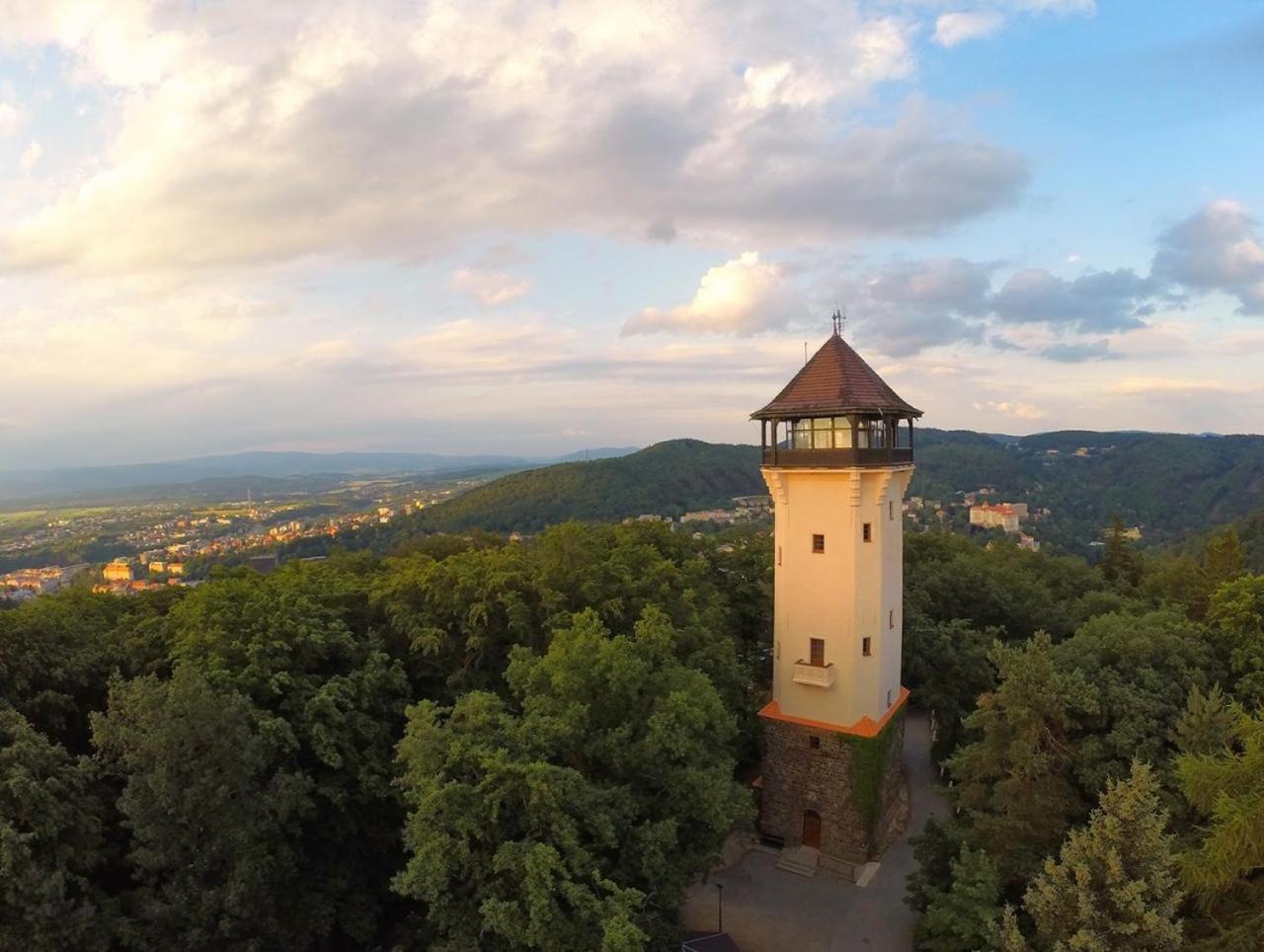 Rezidence Makart Appartement Karlsbad Buitenkant foto